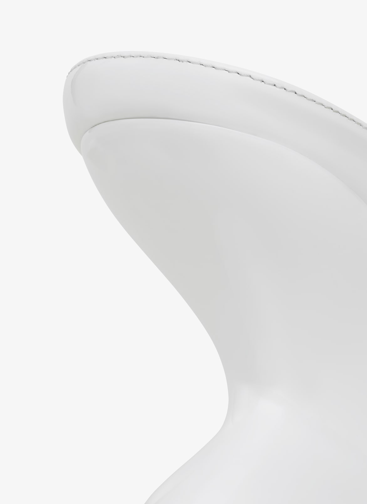 MULES COMPENSéES CURVE EN CUIR VERNI ALAÏA MULES COMPENSÉES CURVE EN CUIR VERNI BLANC